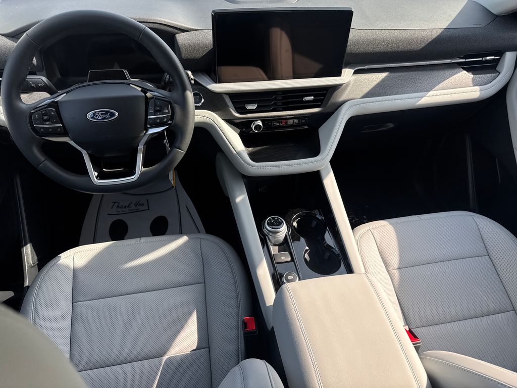 2026 Ford Explorer Platinum - Photo 11