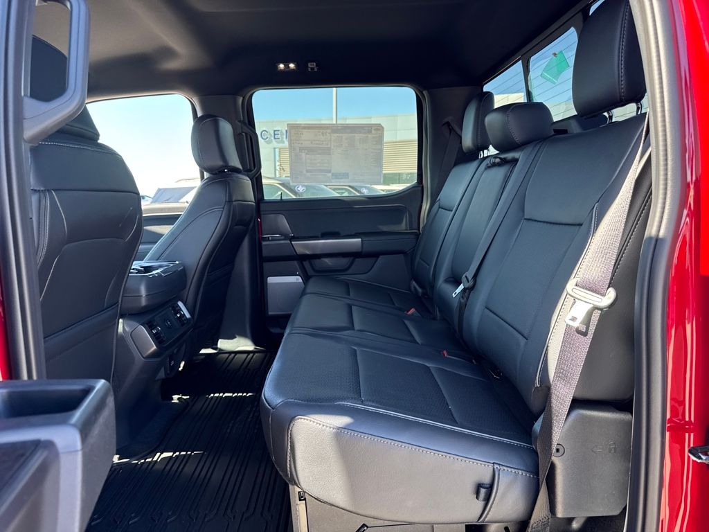2025 Ford F-150 Lariat - Photo 17