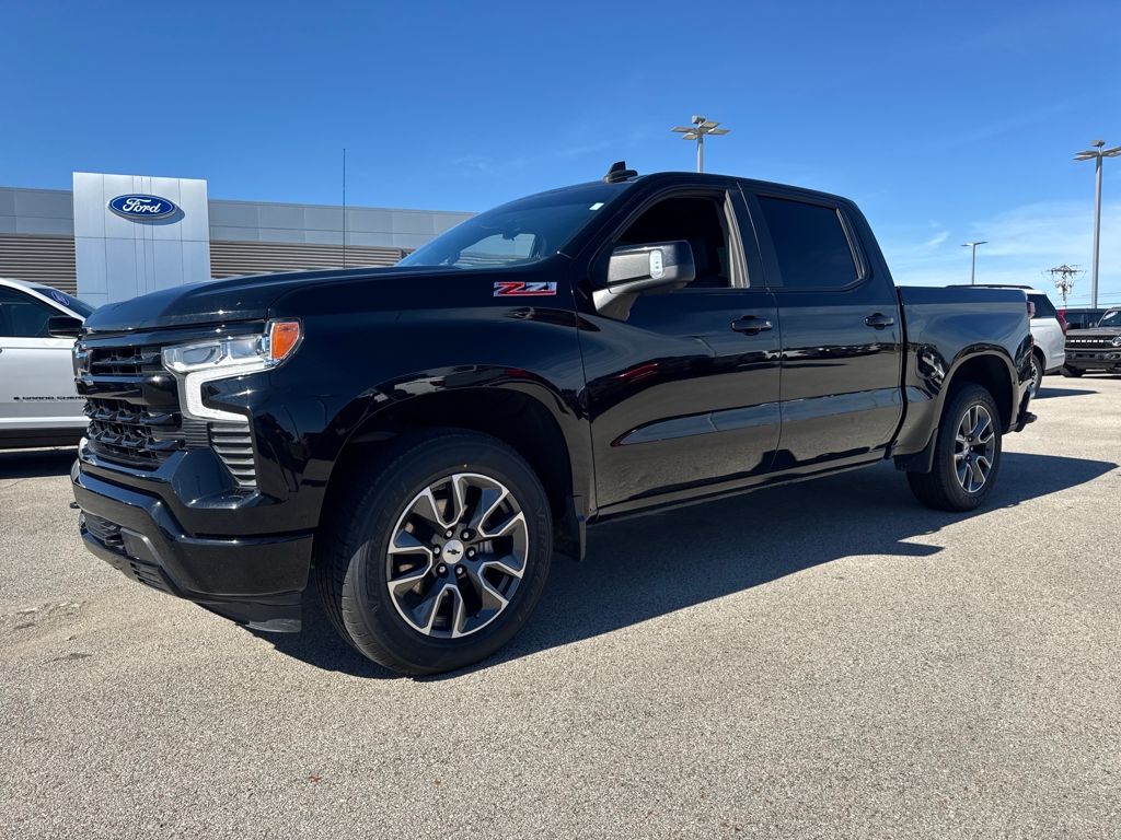 2022 Chevrolet Silverado 1500 RST's photo