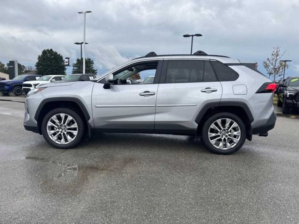 Used 2025 Toyota RAV4 XLE Premium SUV