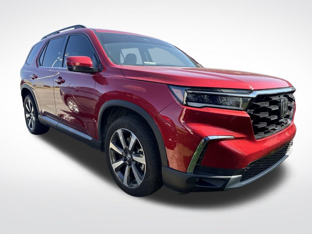 2023 Honda Pilot Touring photo 2