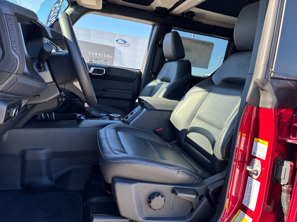 2025 Ford Bronco 4-Door Badlands - Photo 16