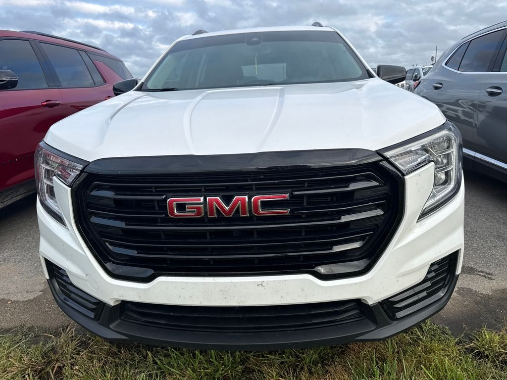 2022 Gmc Terrain SLE photo 2
