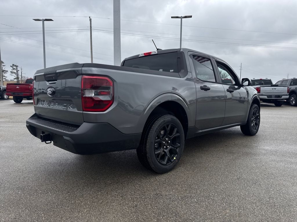 2026 Ford Maverick XLT - Photo 6