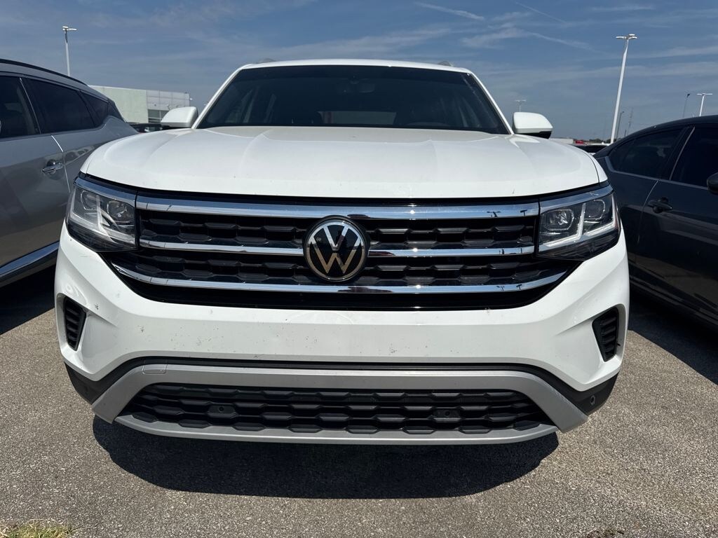 Used 2021 Volkswagen Atlas Cross Sport 2.0T SE w/Technology SUV