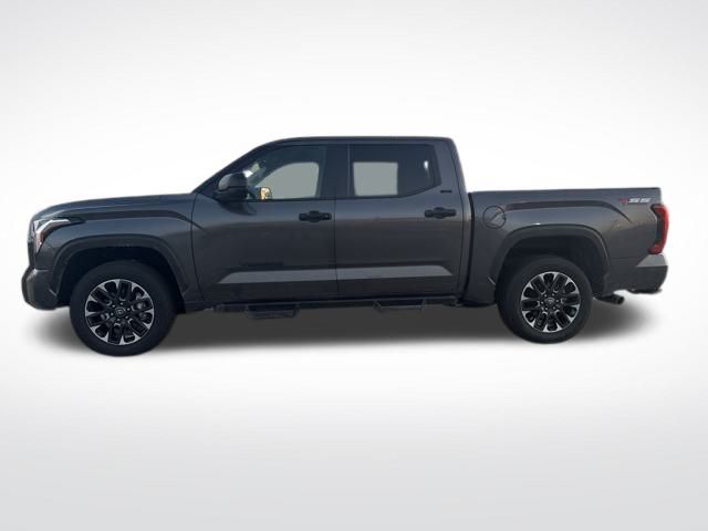 2024 Toyota Tundra SR5 photo 2