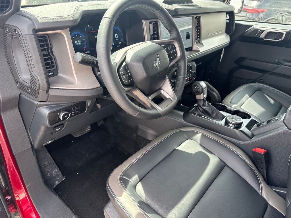 2026 Ford Bronco 4-Door Outer Banks - Photo 16