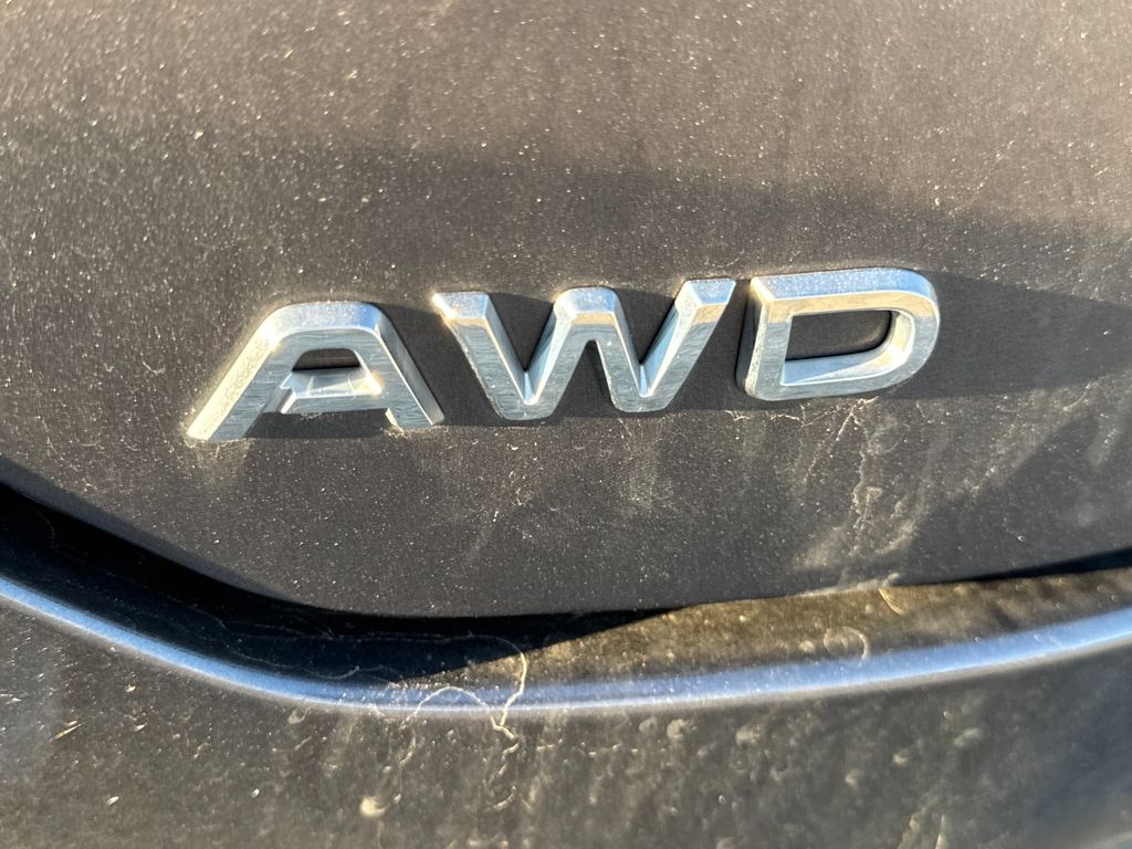 2023 Honda Pilot LX photo 2