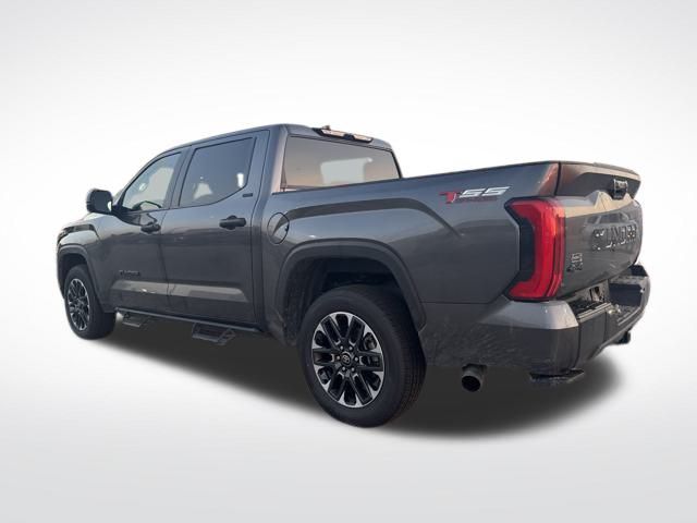 2024 Toyota Tundra SR5 photo 3