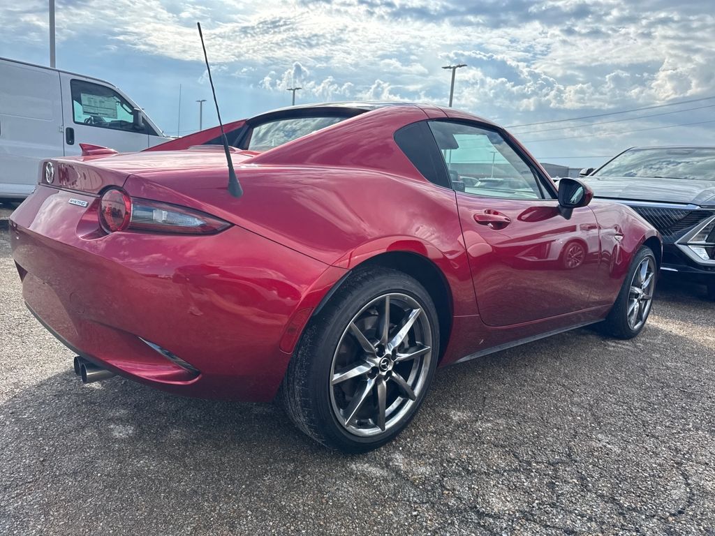 2021 Mazda MX-5 Miata Miata RF Grand Touring photo 3