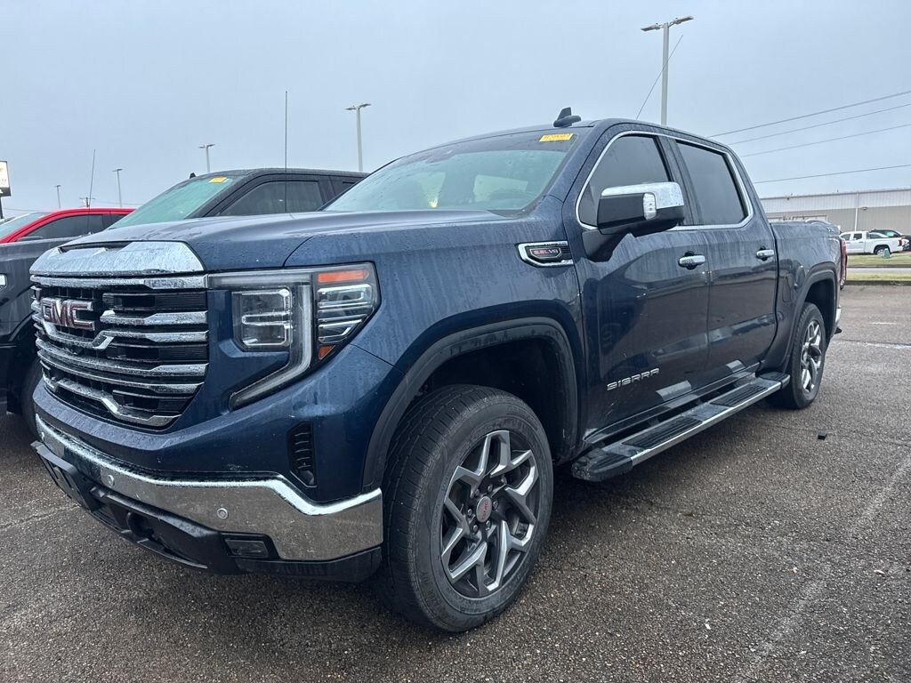 Used 2023 GMC Sierra 1500 SLT Truck Crew Cab