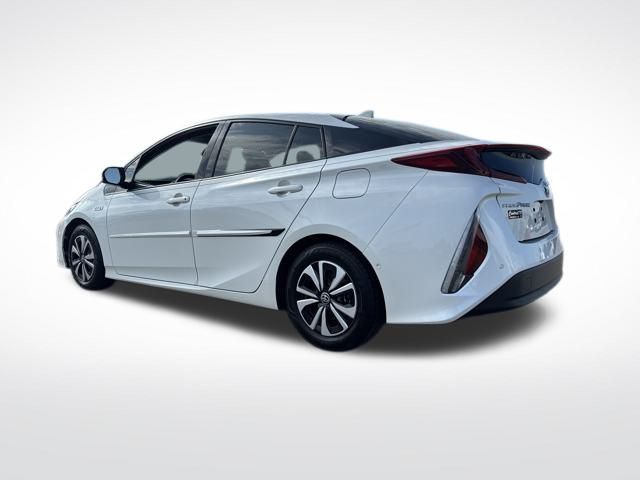 2017 Toyota Prius Prime photo 3