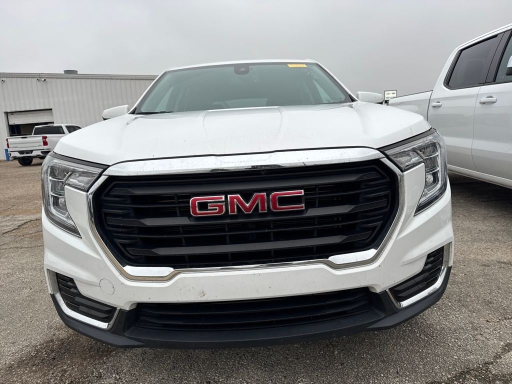 Used 2024 GMC Terrain SLE SUV