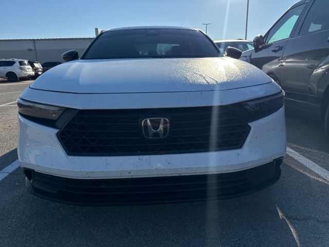 2024 Honda Accord Hybrid Sport-L photo 2