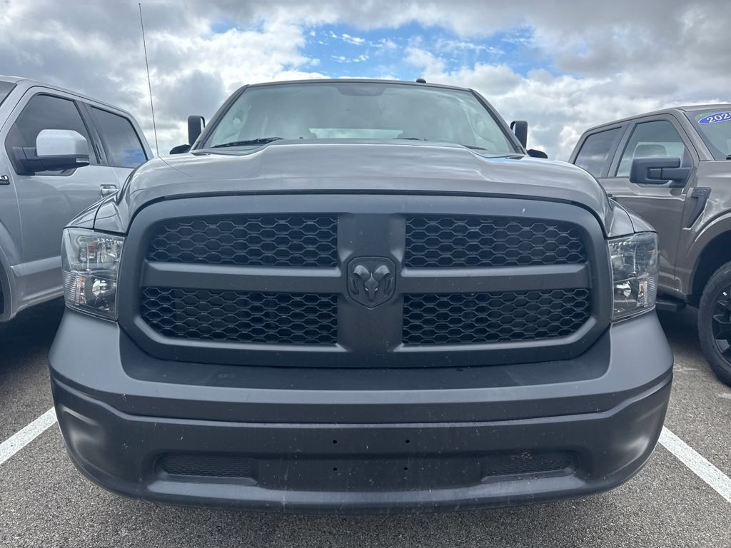 2023 Ram 1500 Classic Tradesman photo 2