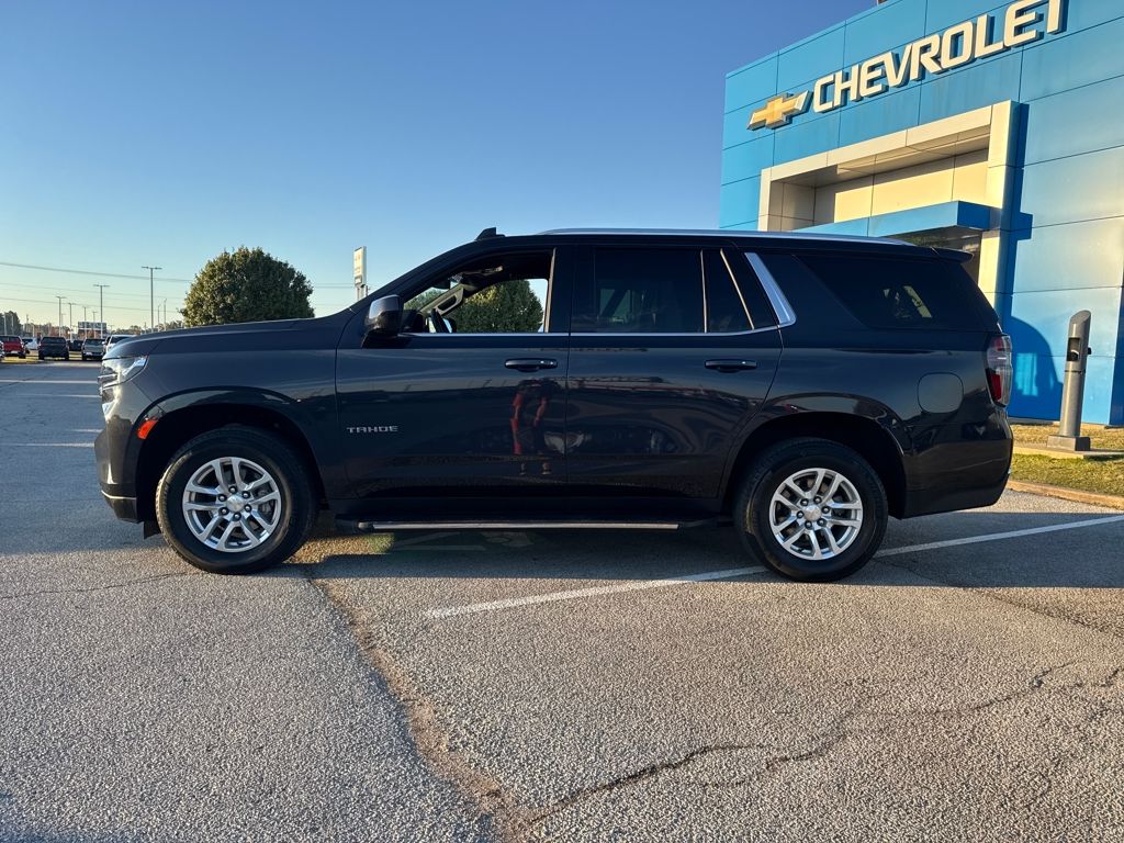 2023 Chevrolet Tahoe LT photo 2