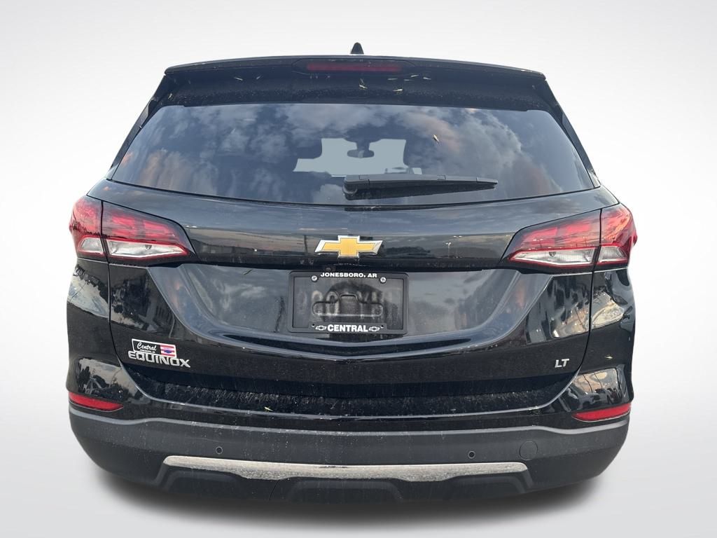 2023 Chevrolet Equinox LT photo 4