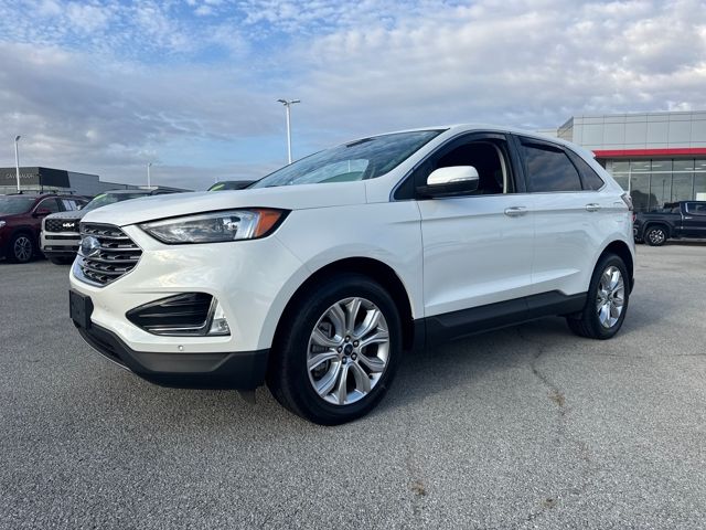 2022 Ford Edge SUV 