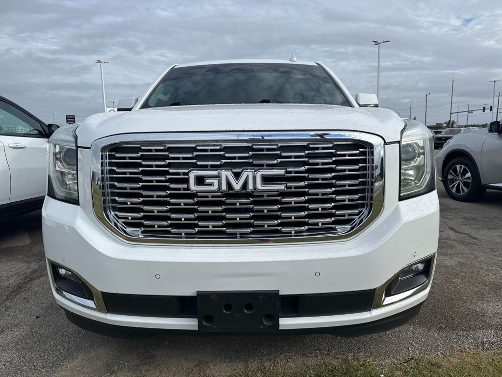 2018 Gmc Yukon Denali photo 2