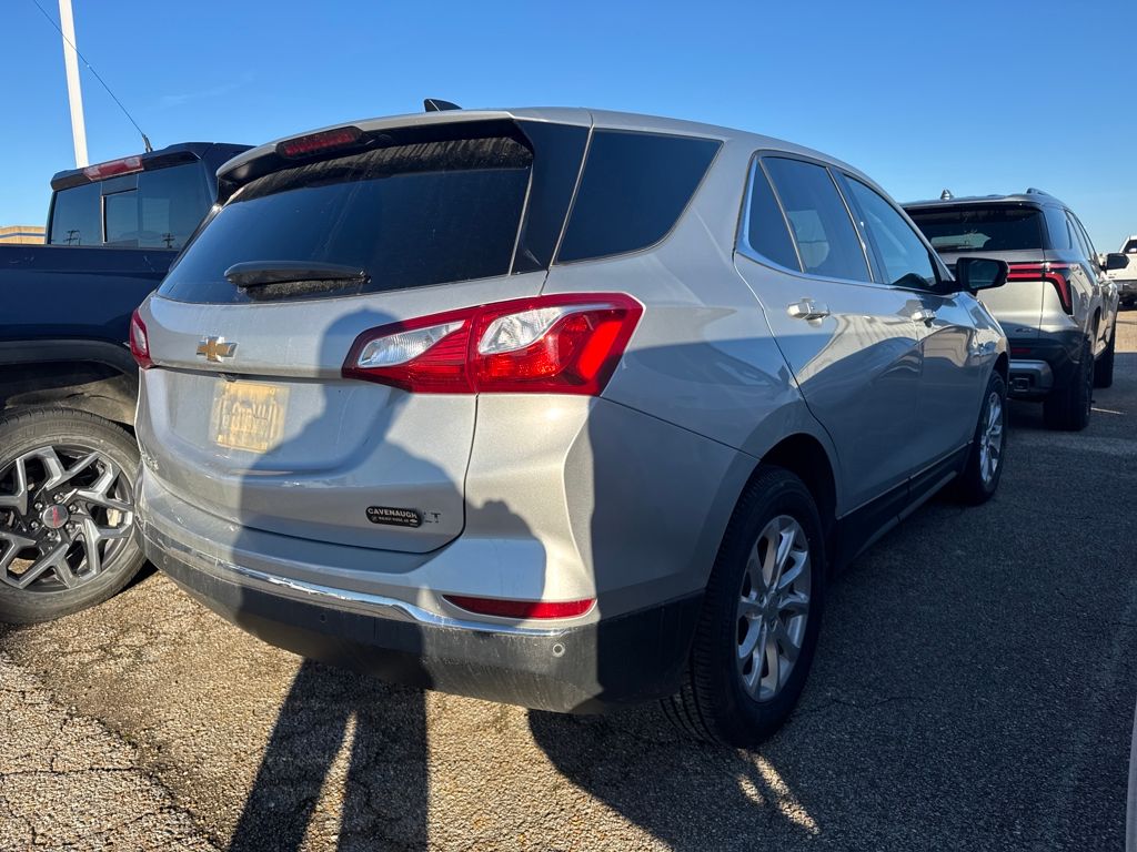 2019 Chevrolet Equinox LT photo 4