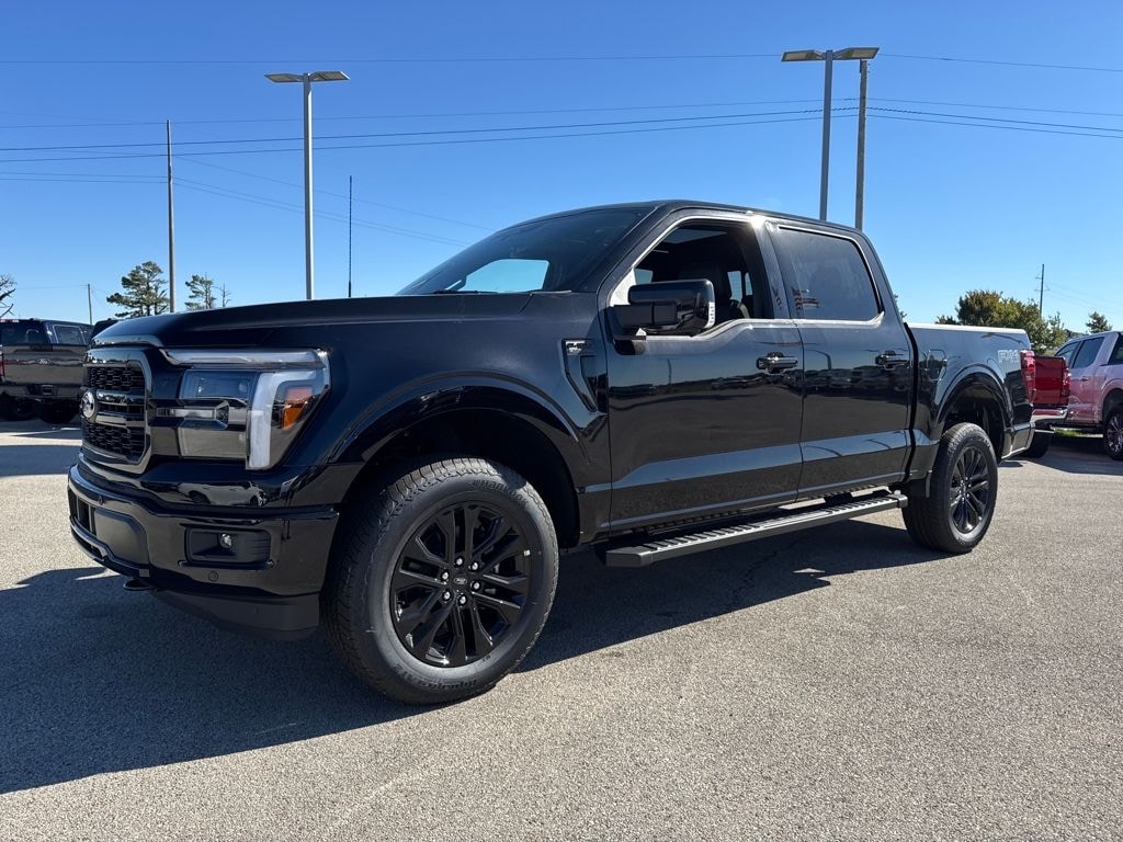 New 2025 Ford F-150 Lariat TRUCK