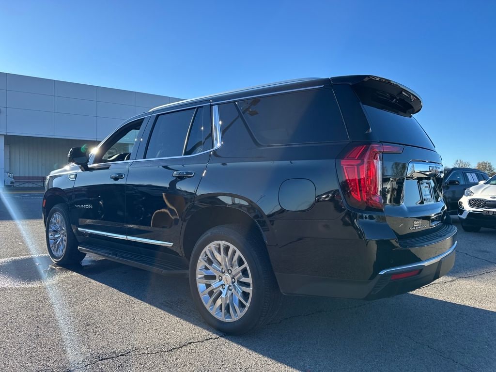 Used 2023 GMC Yukon SLT SUV