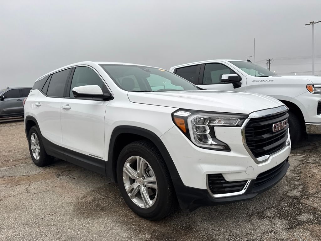 Used 2024 GMC Terrain SLE SUV