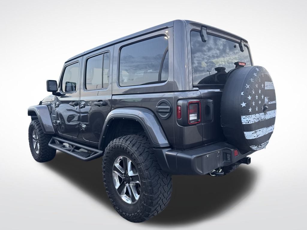 2021 Jeep Wrangler Unlimited Sahara photo 3