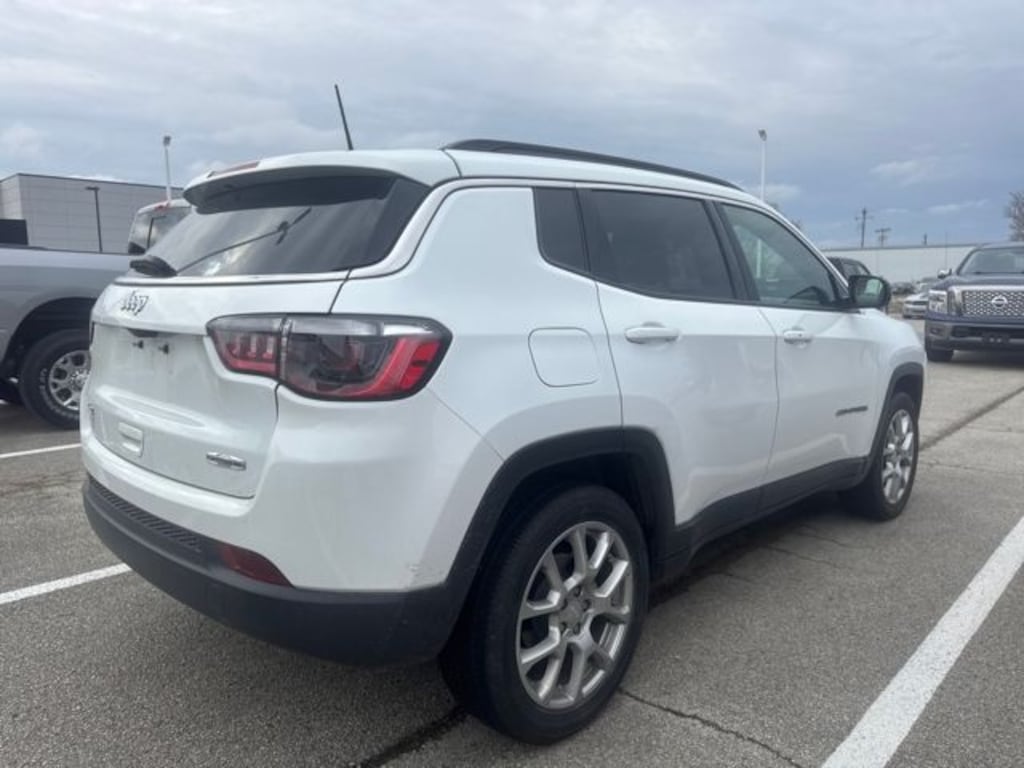 Used 2023 Jeep Compass Latitude Lux SUV