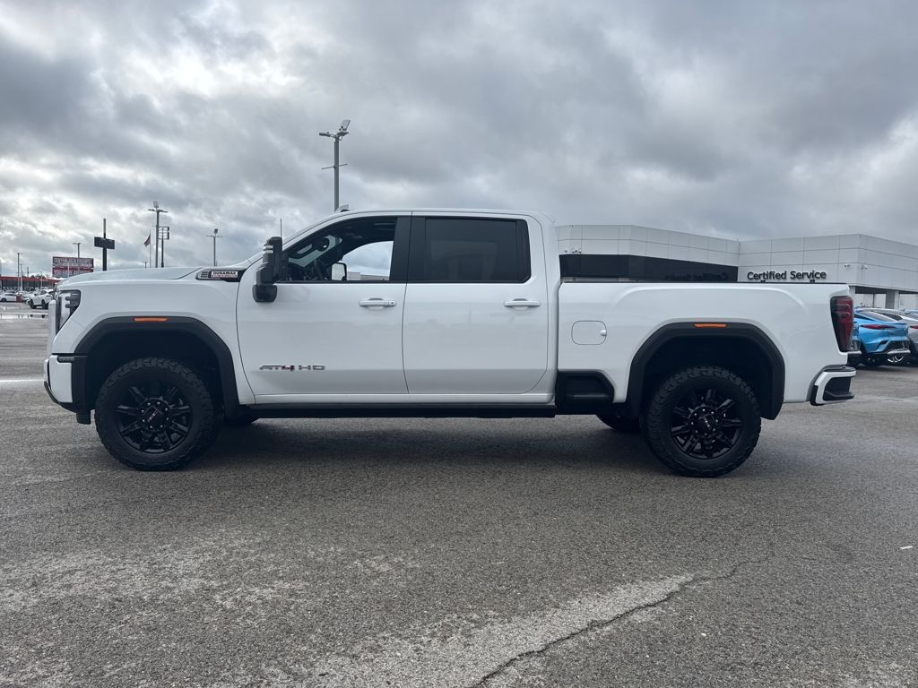 2025 Gmc Sierra 2500 HD AT4 photo 2