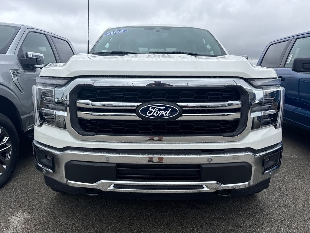 New 2025 Ford F-150 Lariat TRUCK