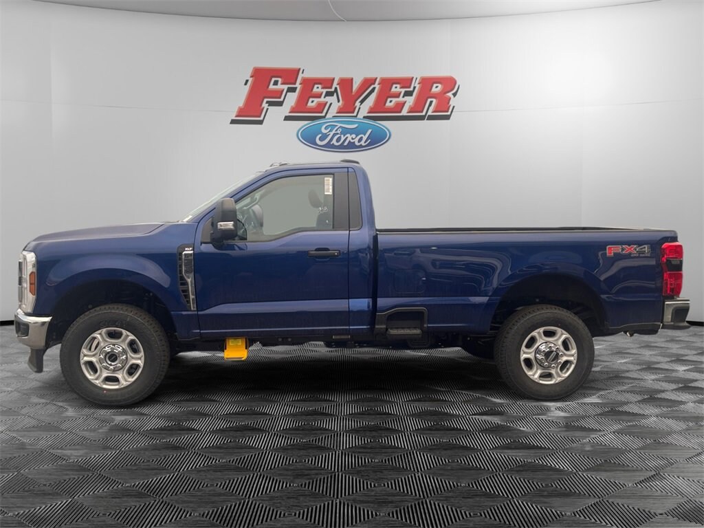 New 2026 Ford Super Duty F-350 XLT XLT 4WD Reg Cab 8 Box