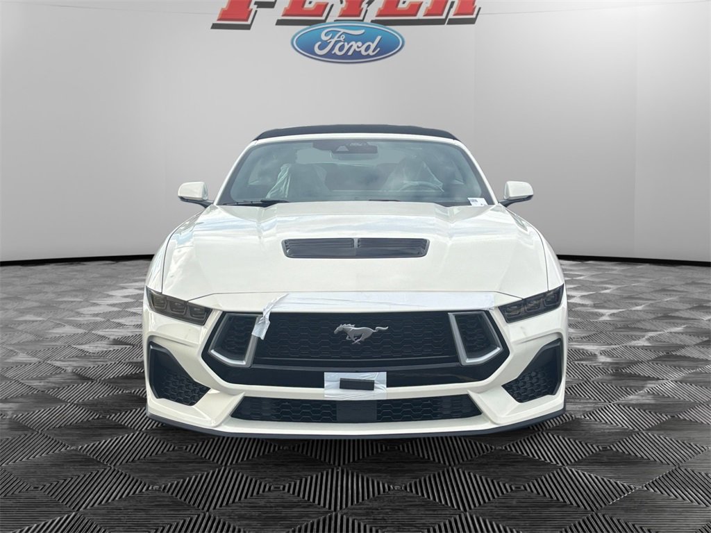 2025 Ford Mustang GT Premium Convertible photo 4