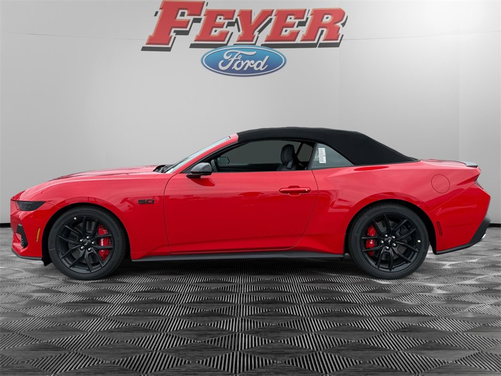 2025 Ford Mustang GT Premium Convertible photo 2