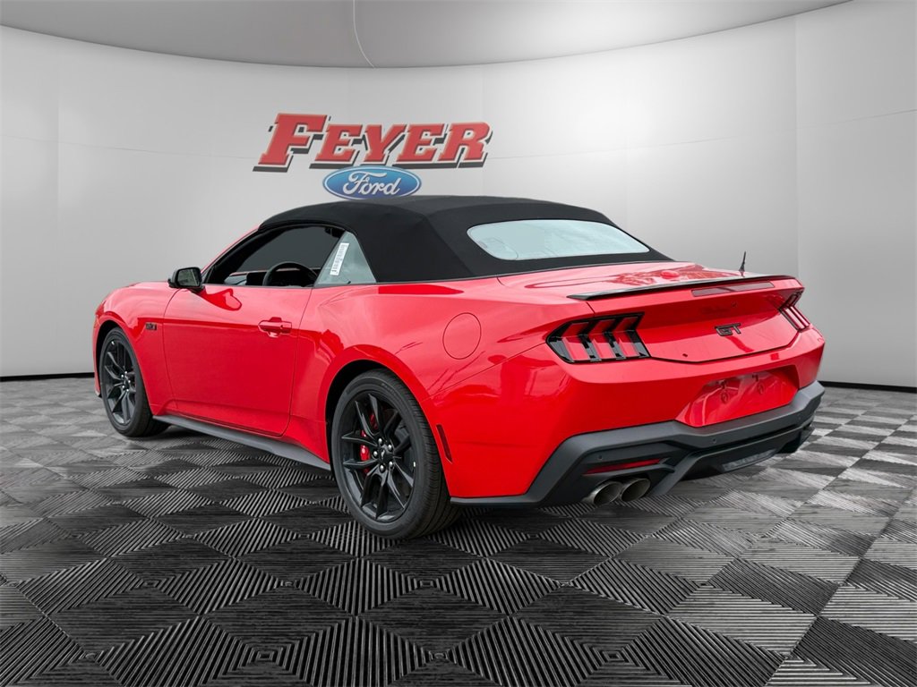 2025 Ford Mustang GT Premium Convertible photo 3