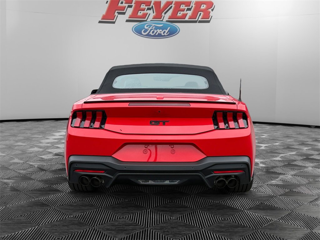 2025 Ford Mustang GT Premium Convertible photo 4