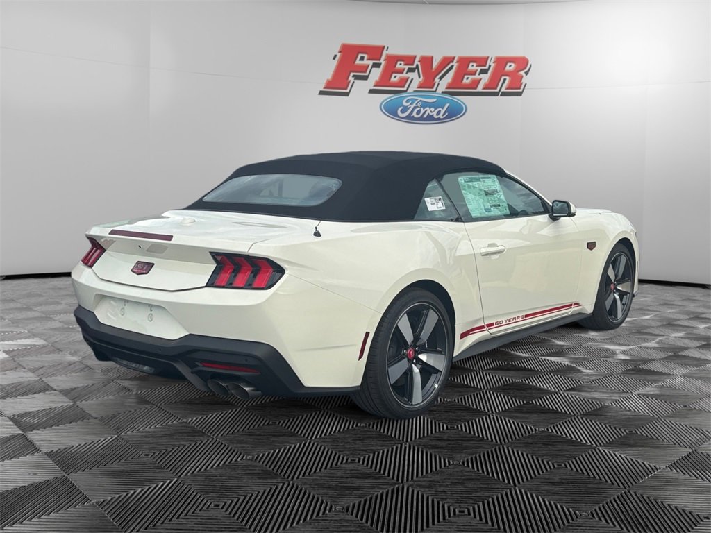 2025 Ford Mustang GT Premium Convertible photo 3