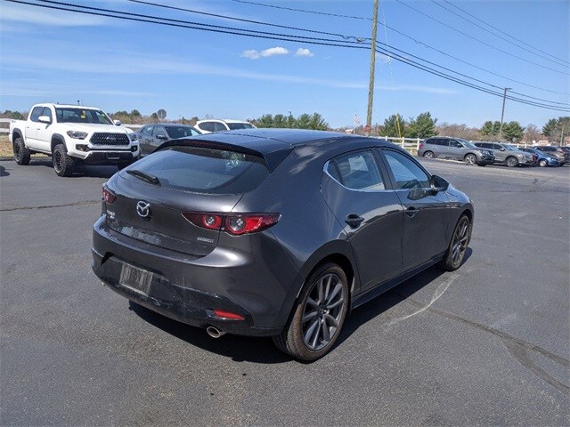 2021 Mazda Mazda3 Preferred photo 3