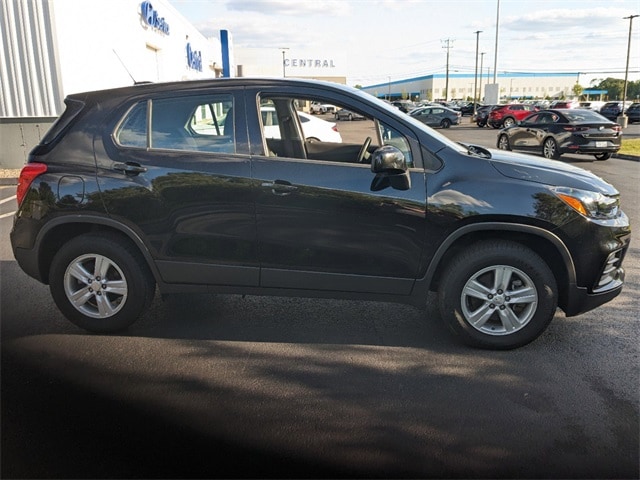 Used 2020 Chevrolet Trax LS with VIN 3GNCJNSB6LL116713 for sale in Plainfield, CT
