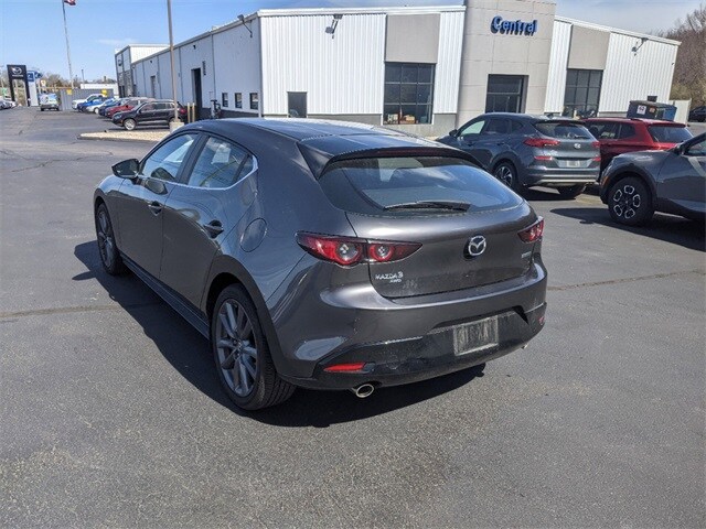 2021 Mazda Mazda3 Preferred photo 4