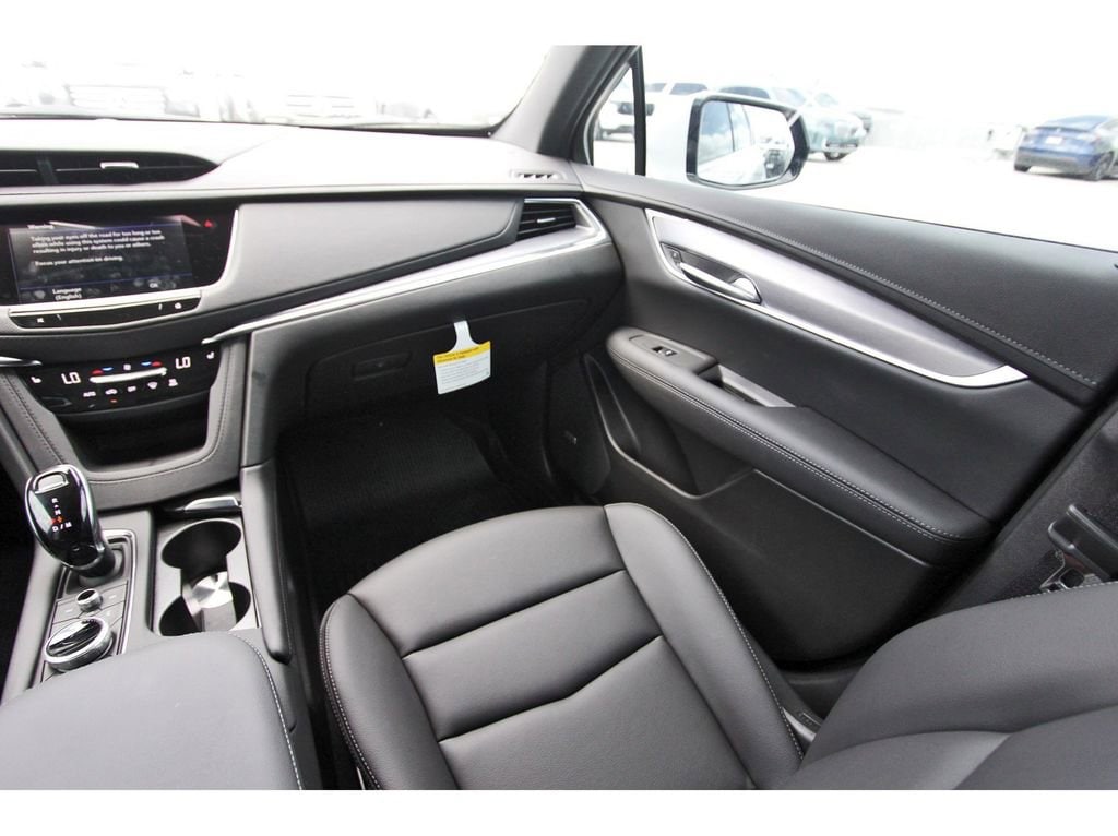 2026 Cadillac XT5 Luxury - Photo 10