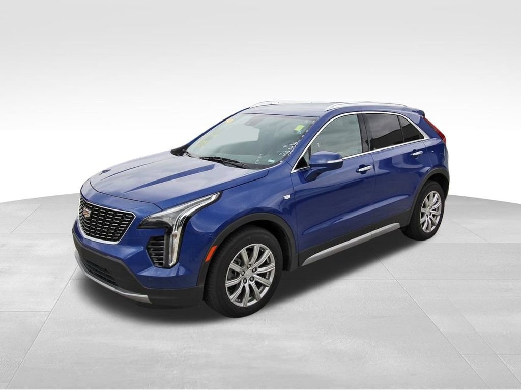 Used 2022 Cadillac XT4 Premium Luxury with VIN 1GYFZCR4XNF109832 for sale in Houston, TX