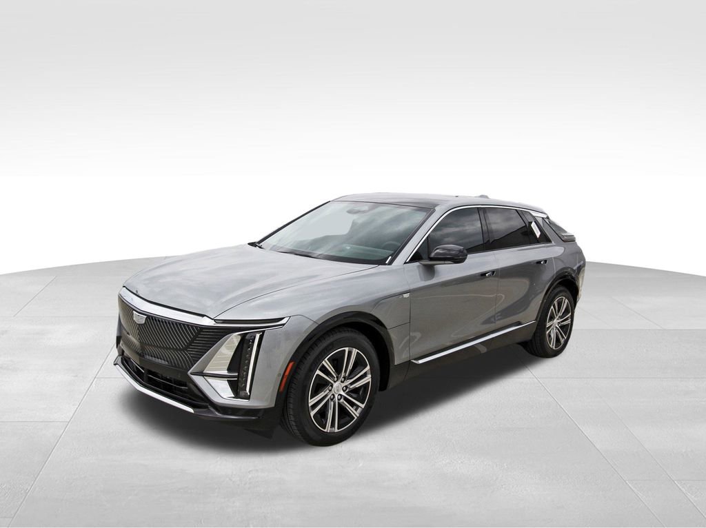 2025 Cadillac Lyriq Luxury photo 2