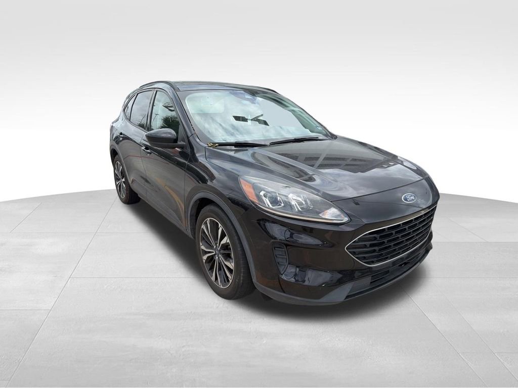 2021 Ford Escape SE FWD's photo