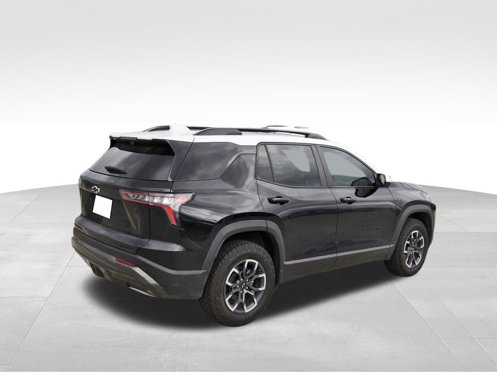 2025 Chevrolet Equinox ACTIV photo 2