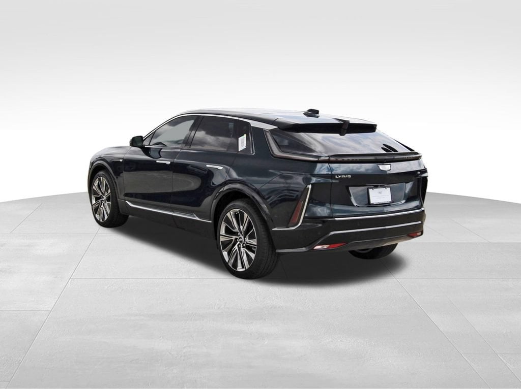 New 2027 CADILLAC LYRIQ Signature Luxury SUV