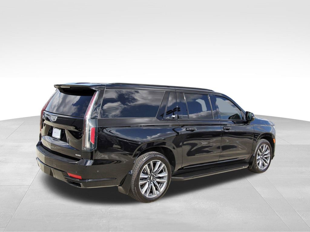2023 Cadillac Escalade ESV Sport photo 3