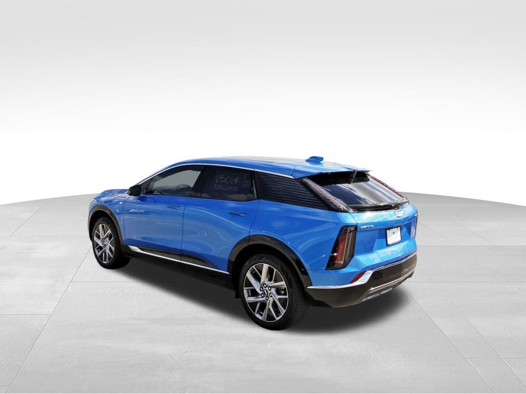 2026 Cadillac Optiq Luxury photo 3