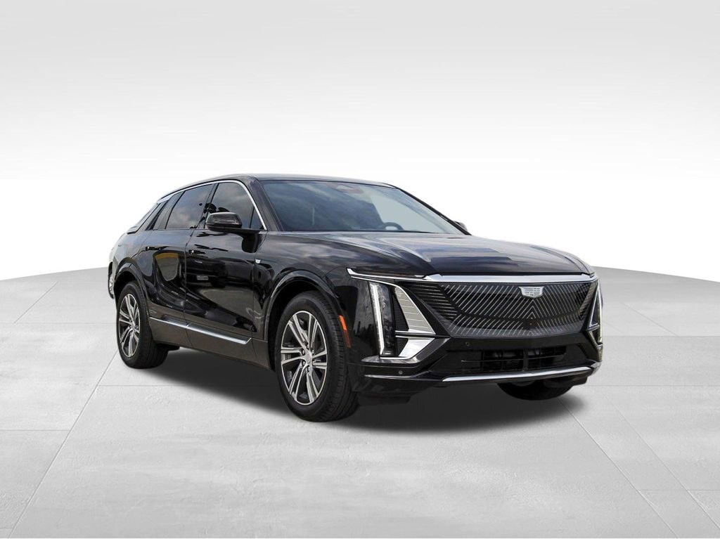 New 2026 CADILLAC LYRIQ Luxury SUV
