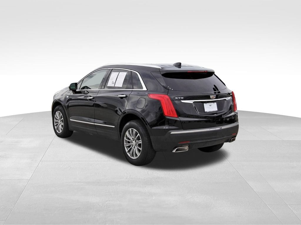 Used 2017 CADILLAC XT5 Luxury FWD SUV